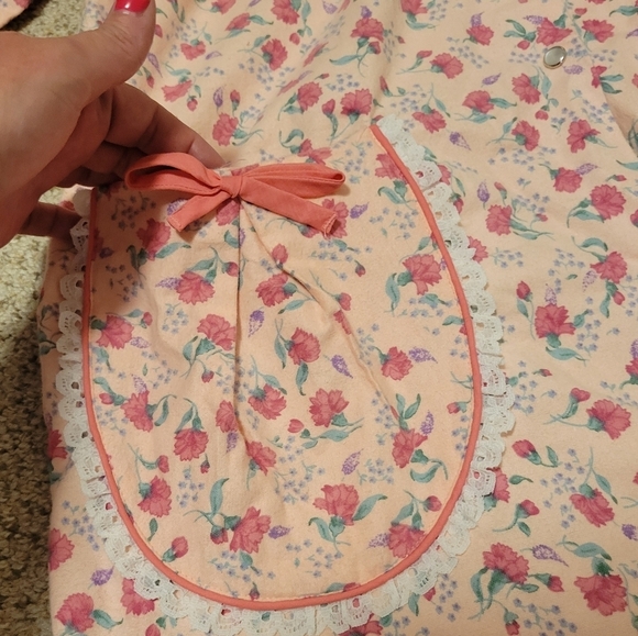 NWT Dead Stock Vintage Vandemere Floral Lace Night Gown House Coat Pearl Snap - Picture 9 of 11